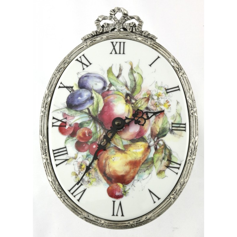Horloge ovale décor fruits
