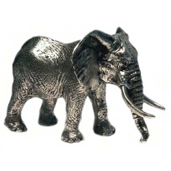 Grand éléphant miniature